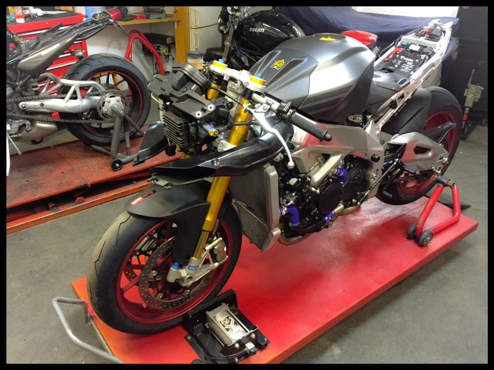 RSV4-01.JPG