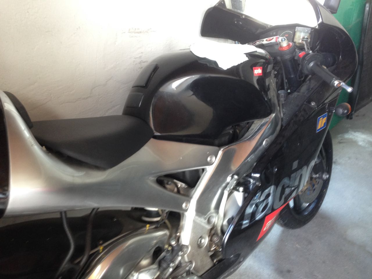 aprilia2.jpeg