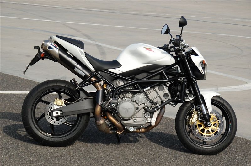 moto-morini-corsaro-veloce-test_61.jpg