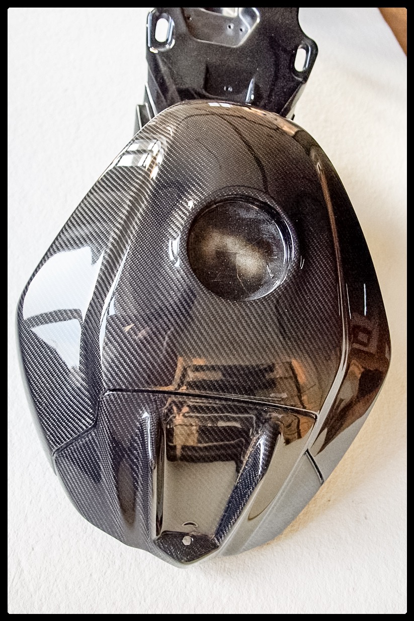 Carbon-05.JPG