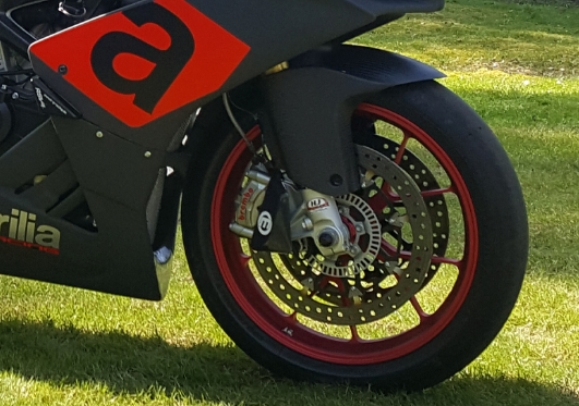 Bremse RSV4.PNG